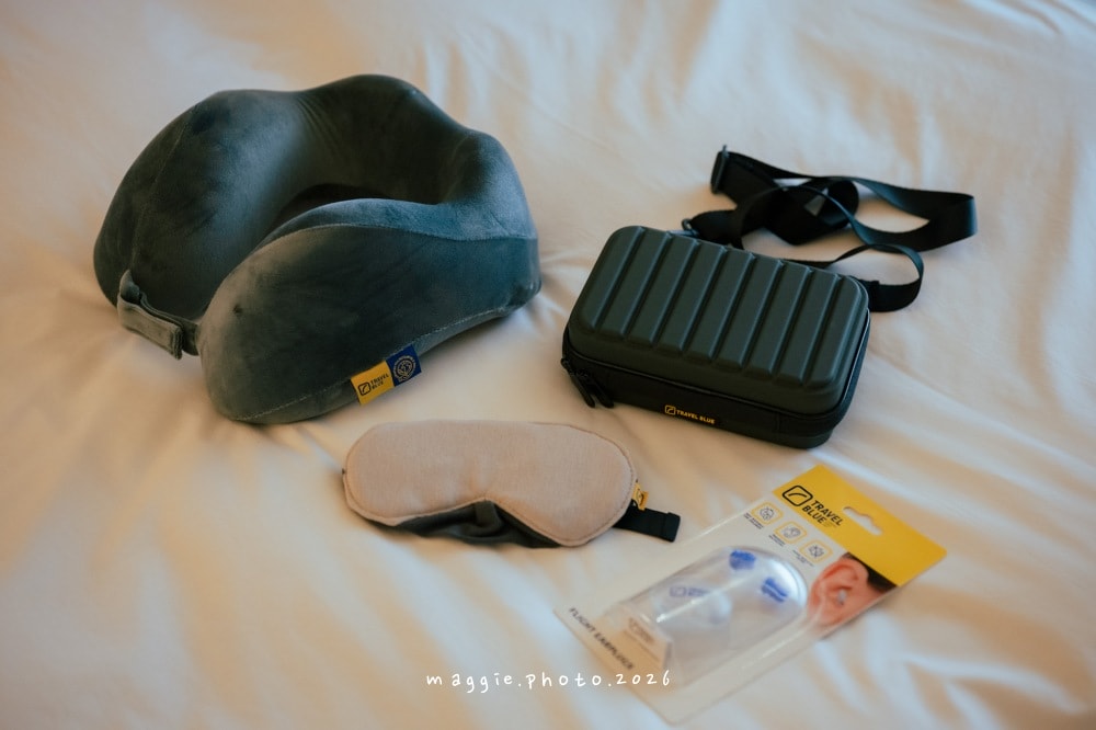 Travel Blue頸枕好用嗎？長途旅行的救星 符合人體工學支撐