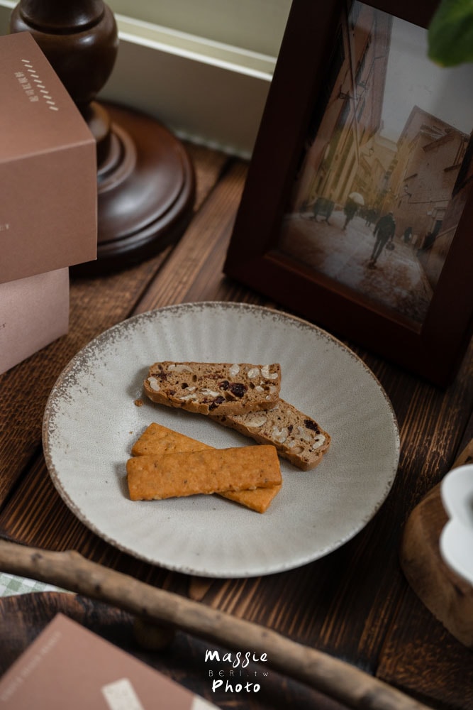 中山站伴手禮推薦：上信饌玉「小食在系列」酥脆不膩的大人系餅乾