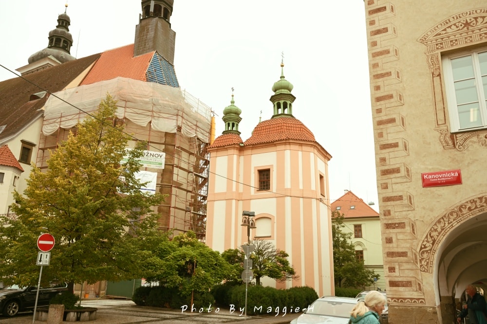 捷克CB小鎮（České Budějovice）百威啤酒的故鄉、童話般的市政廳廣場