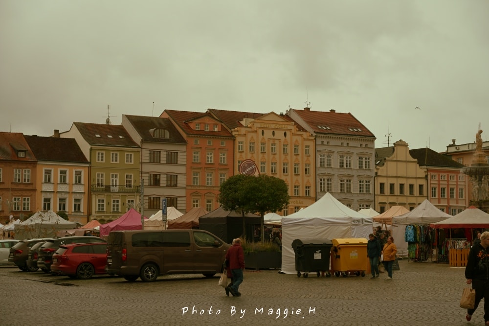 捷克CB小鎮（České Budějovice）百威啤酒的故鄉、童話般的市政廳廣場