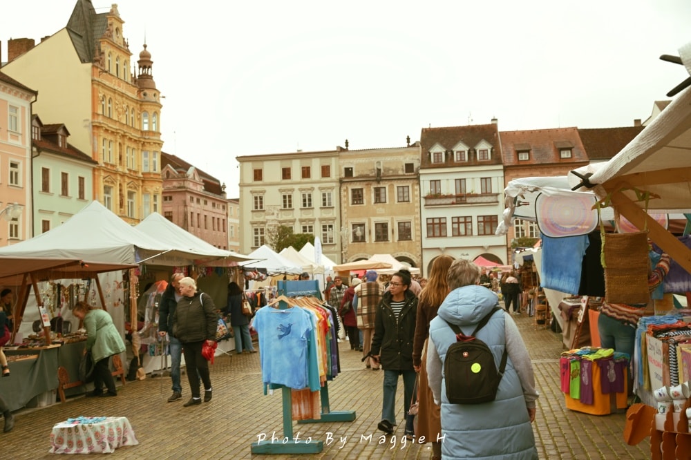 捷克CB小鎮（České Budějovice）百威啤酒的故鄉、童話般的市政廳廣場