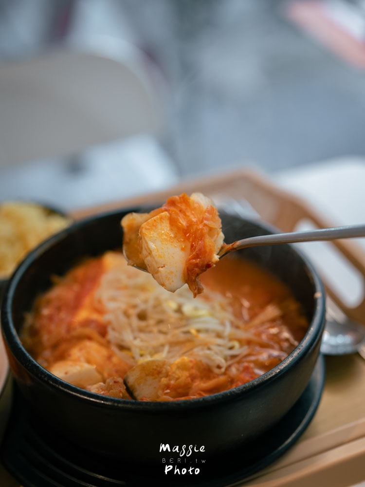 【台北韓式】七號 CHi HAO 韓食西湖店，內湖平價韓式豆腐鍋 泡菜鍋！