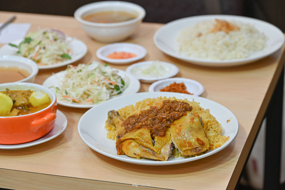 緬甸街美食懶人包》帶你吃遍華新街美食，滇緬小吃、印度烤餅、南洋咖哩通通一網打盡！