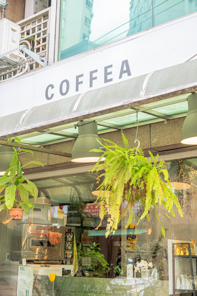 【新北中和】圈外咖啡 Kengai Coffea公園旁的小綠洲，不限時咖啡廳