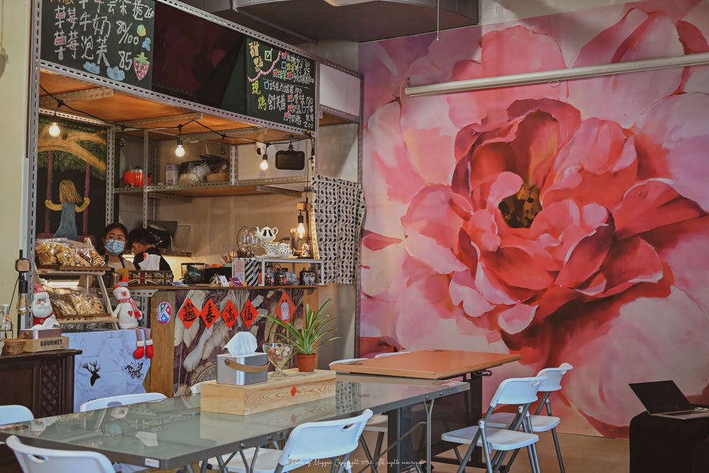基隆海大咖啡廳|像極了愛情·人文共享空間，集閱讀、藝術、甜點的藝文咖啡廳，基隆隱藏版甜點店