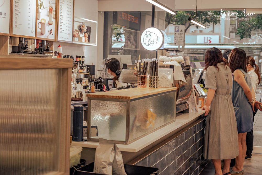 【台北東門】彼得好咖啡東門永康店，不限時永康街咖啡廳、平價咖啡
