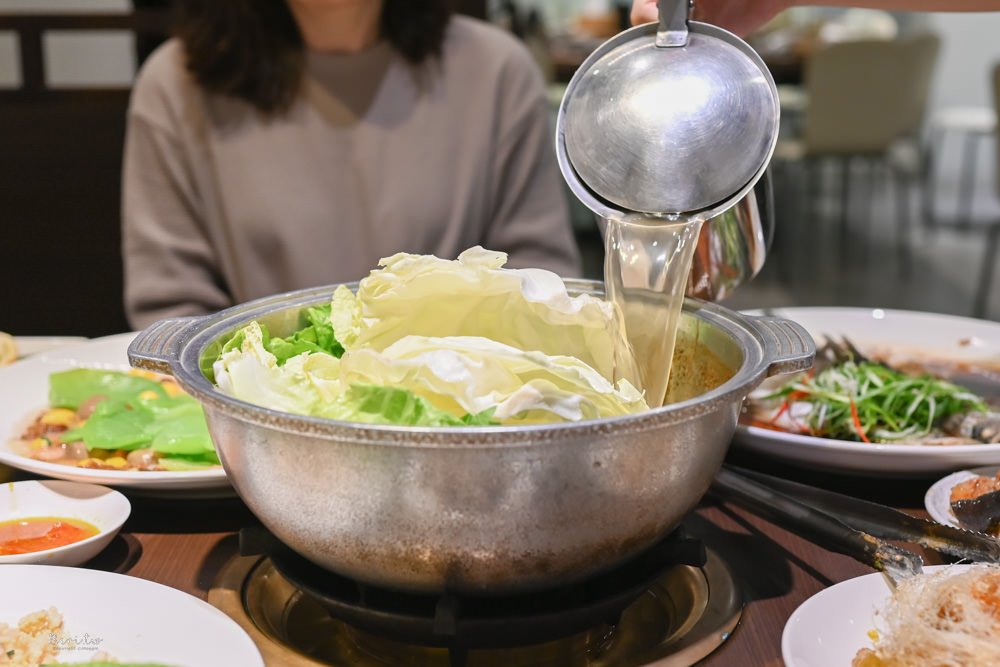 【安平美食】老廣粵花雕雞創意坊，獨門花雕雞鍋與創意年菜