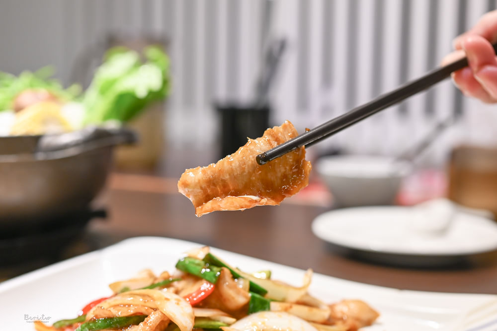 【安平美食】老廣粵花雕雞創意坊，獨門花雕雞鍋與創意年菜